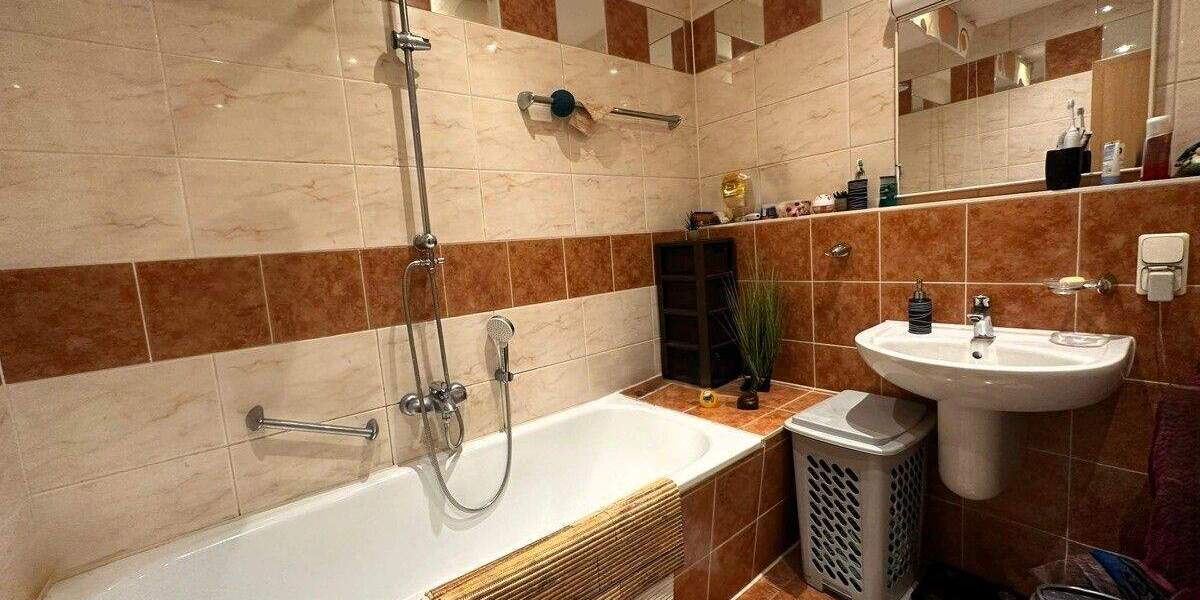 2-Raum-Eigentumswohnung mit Balkon, Aufzug & Stellplatz im Chemnitzer Zentrum - Uni-nah & vermietet 2 zimmer