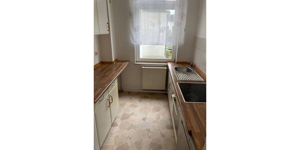 Etagenwohnung Chemnitz Altendorf - 3 Zimmer, 63 m&sup2;, 275&euro; | Angebot:26825696