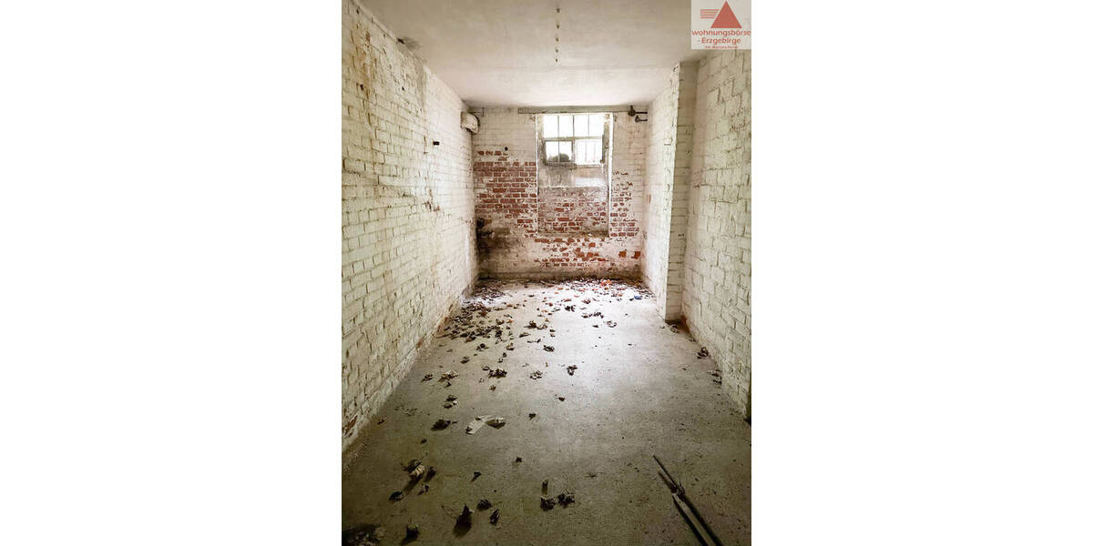 Mehrfamilienhaus, Wohnhaus Chemnitz / Reichenhain Bernsdorf - 4 Zimmer, 800 m&sup2;, 500.000&euro; | Angebot:25688169