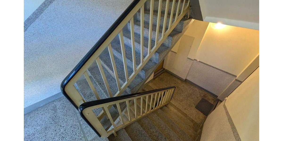 Etagenwohnung Limbach-Oberfrohna Oberfrohna - 2 Zimmer, 47 m&sup2;, 39.950&euro; | Angebot:25629883