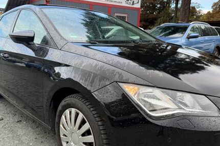 Seat Leon 124.898 km 7.999 &euro; Chemnitz 09125