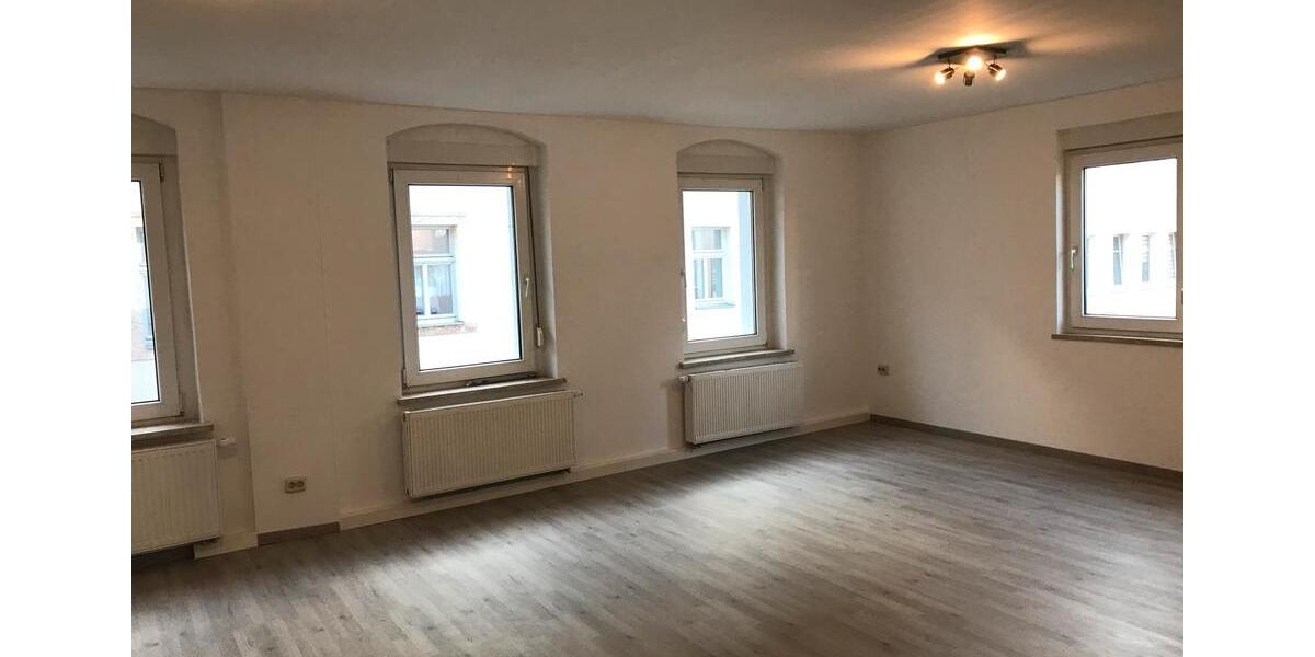 Mehrfamilienhaus, Wohnhaus Frankenberg (Sachsen) - 10 Zimmer, 340 m&sup2;, 320.000&euro; | Angebot:27085586