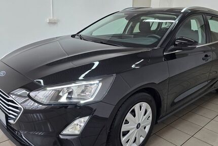 Ford Focus 71.045 km 11.990 &euro; Chemnitz 09114