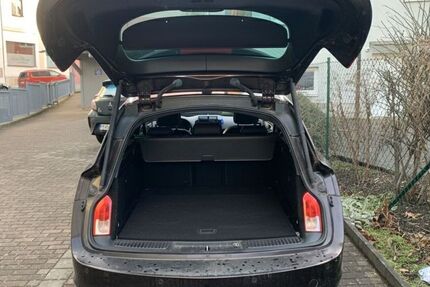 Opel Insignia 215.500 km 5.900 € Hartha 04746