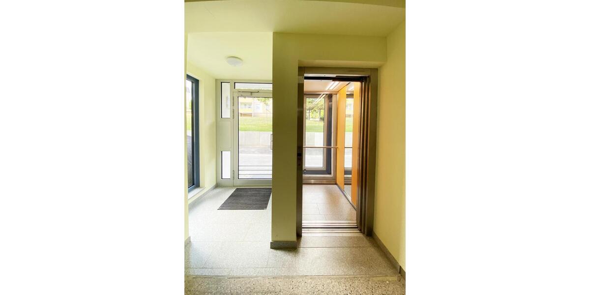 Etagenwohnung Hohenstein-Ernstthal Ernstthal - 3 Zimmer, 56 m&sup2;, 345&euro; | Angebot:26367404