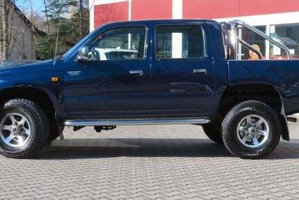 Toyota Hilux 99.600 km 19.990 &euro; Chemnitz 09127