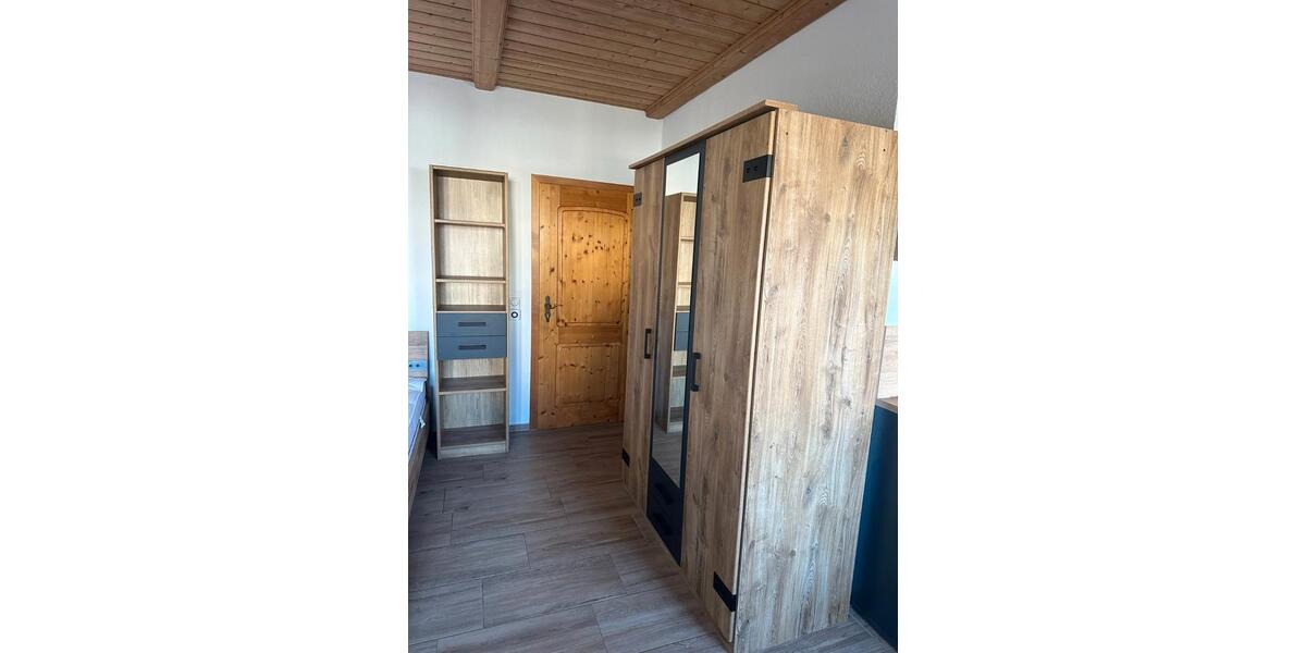 Etagenwohnung Chemnitz Klaffenbach - 1 Zimmer, 20 m&sup2;, 350&euro; | Angebot:26337411