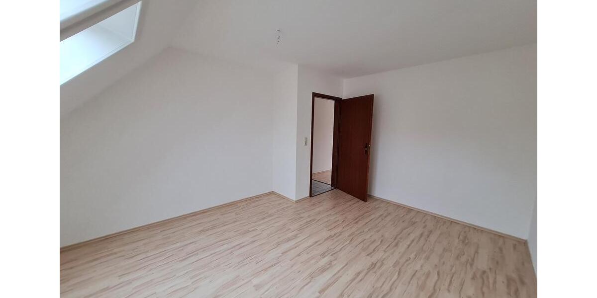 Etagenwohnung Glauchau - 2 Zimmer, 48 m&sup2;, 51.000&euro; | Angebot:24975976