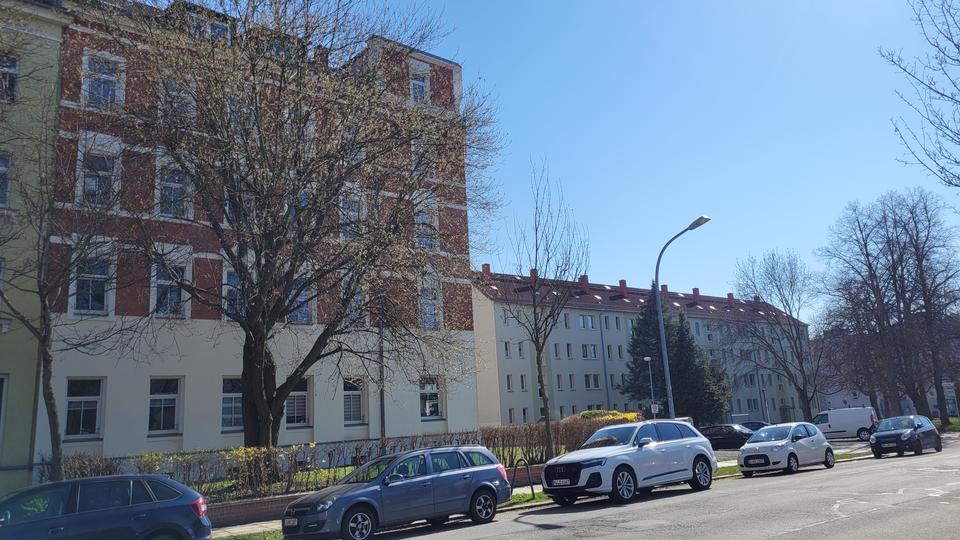 Etagenwohnung Chemnitz Altendorf - 1 Zimmer, 39 m&sup2;, 200&euro; | Angebot:22235475
