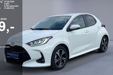 Toyota Yaris 9.467 km 21.880 &euro; Stollberg 09366