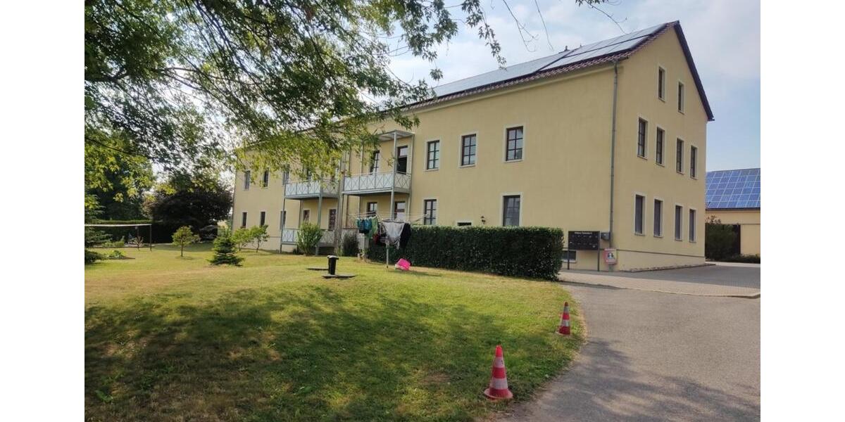 Hochparterre Waldheim - 3 Zimmer, 80 m&sup2;, 420&euro; | Angebot:25049518