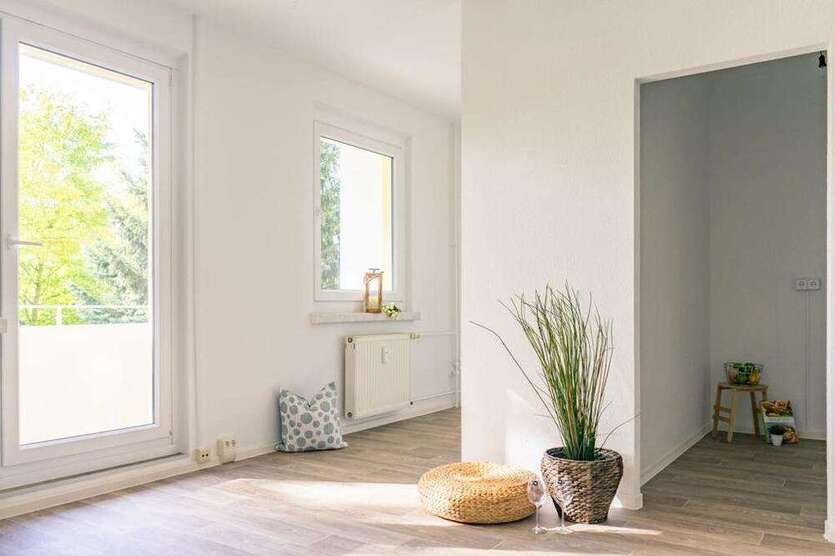 Wohnung zum Mieten in Chemnitz 220 € 36.08 m²