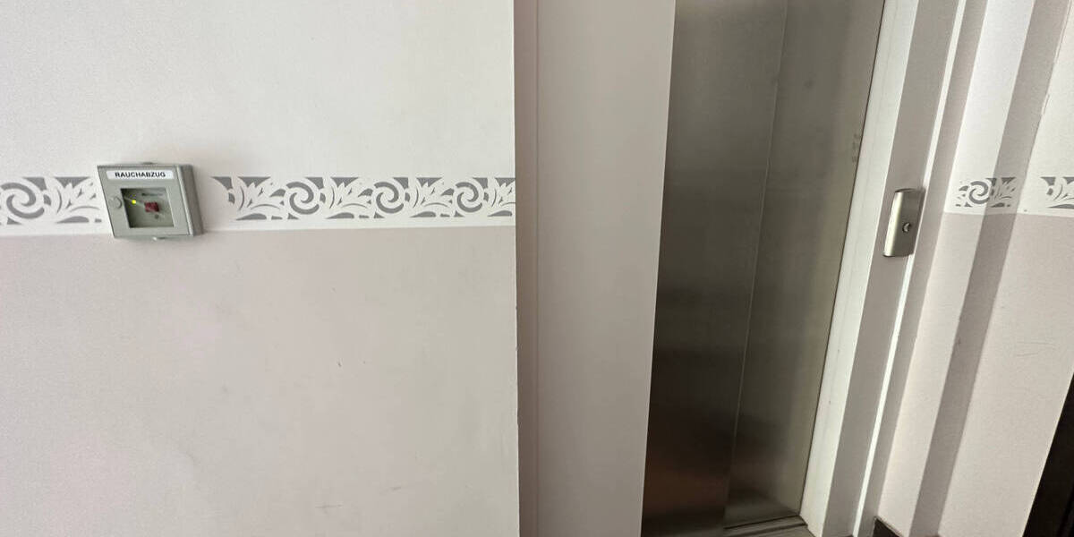 Zimmer Chemnitz Kaßberg - 3 Zimmer, 72 m&sup2;, 450&euro; | Angebot:26188293