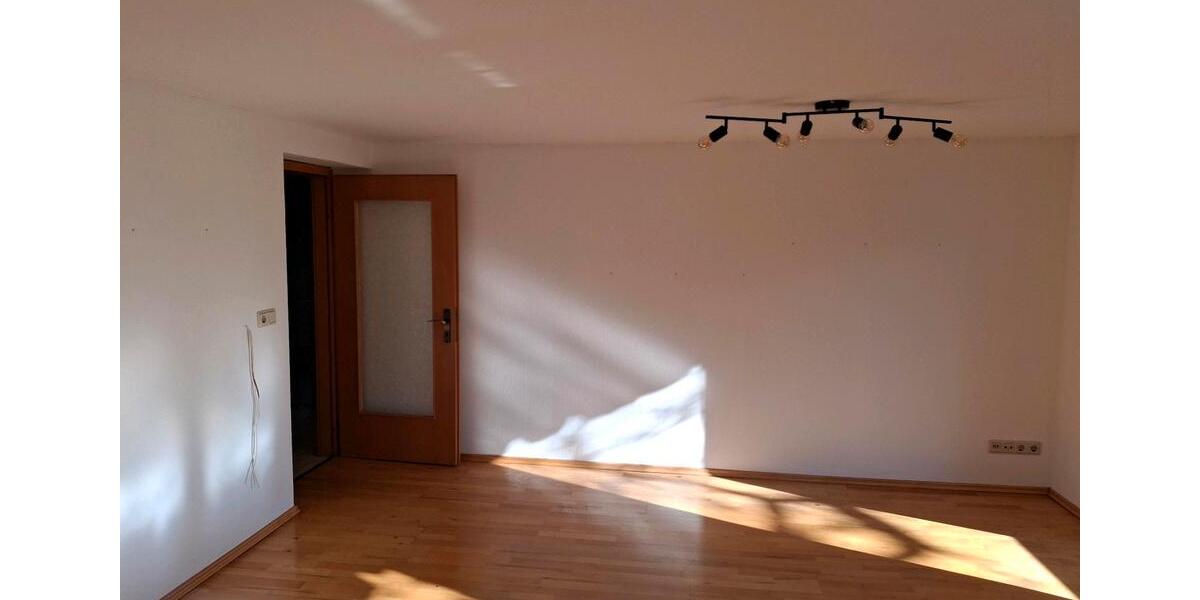 Etagenwohnung Brand-Erbisdorf Erbisdorf - 2 Zimmer, 64 m&sup2;, 250&euro; | Angebot:26325792