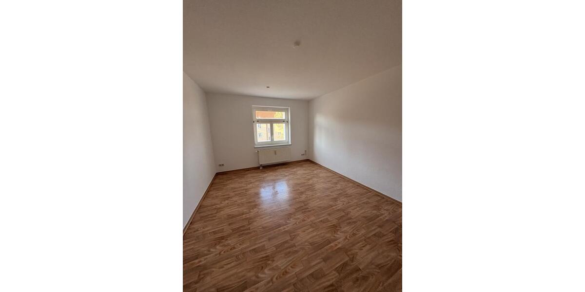 Etagenwohnung Chemnitz Adelsberg - 2 Zimmer, 51 m&sup2;, 334&euro; | Angebot:26453304