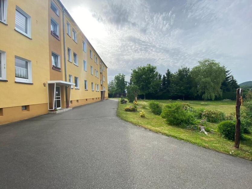 Helle 3 Raum Wohnung mit großzügigem Gemeinschaftsgarten