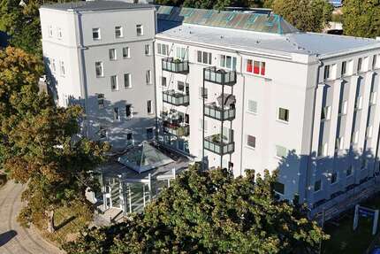 Wohnung zum Kaufen in Zwönitz 235.980 € 98.2 m² 4 zimmer