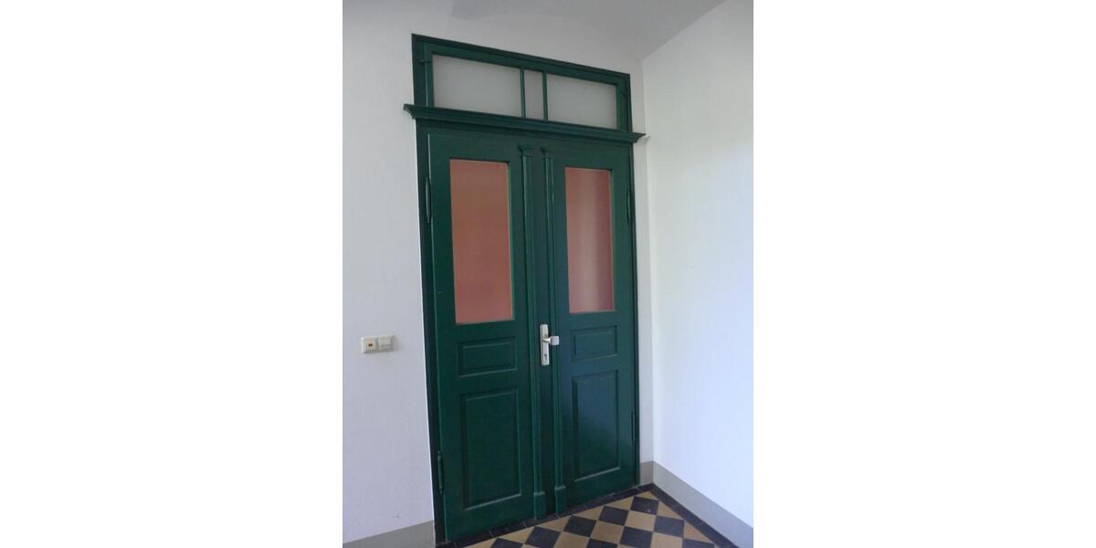 Etagenwohnung Chemnitz Ebersdorf - 1 Zimmer, 33 m&sup2;, 200&euro; | Angebot:23292430