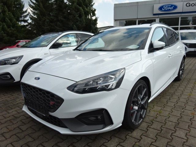 Ford Focus 35.541 km 26.995 &euro; Oberlungwitz 09353