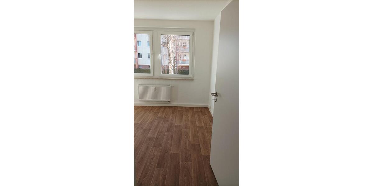 Etagenwohnung Lunzenau - 3 Zimmer, 59 m&sup2;, 448&euro; | Angebot:25974142