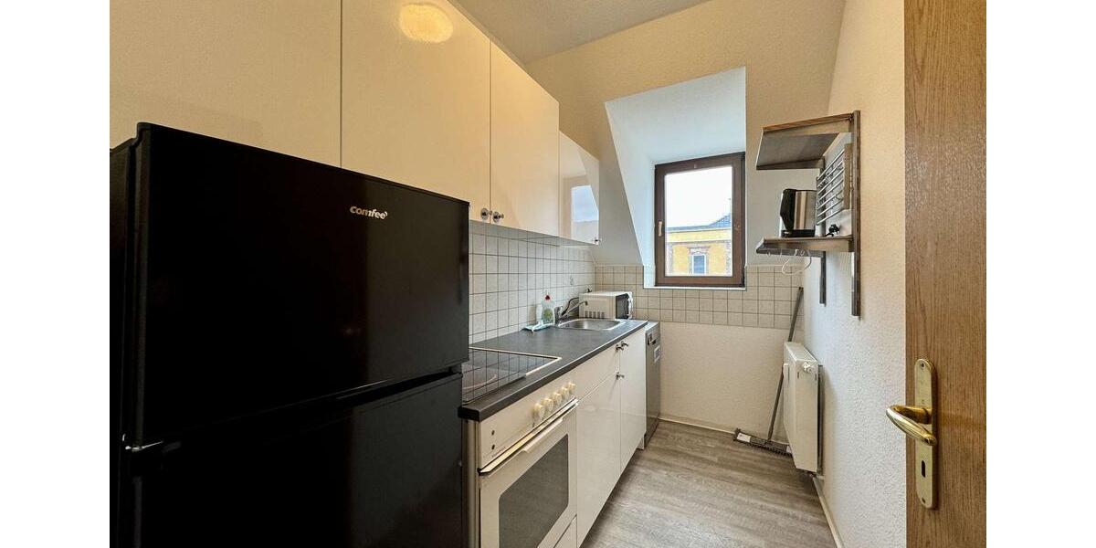Dachgeschoßwohnung Chemnitz Ebersdorf - 3 Zimmer, 77 m&sup2;, 380&euro; | Angebot:23228002
