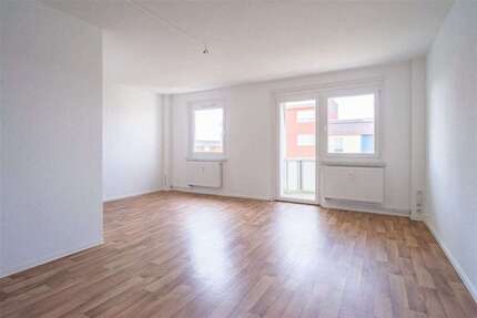 Wohnung zum Mieten in Chemnitz 302 € 55.69 m²