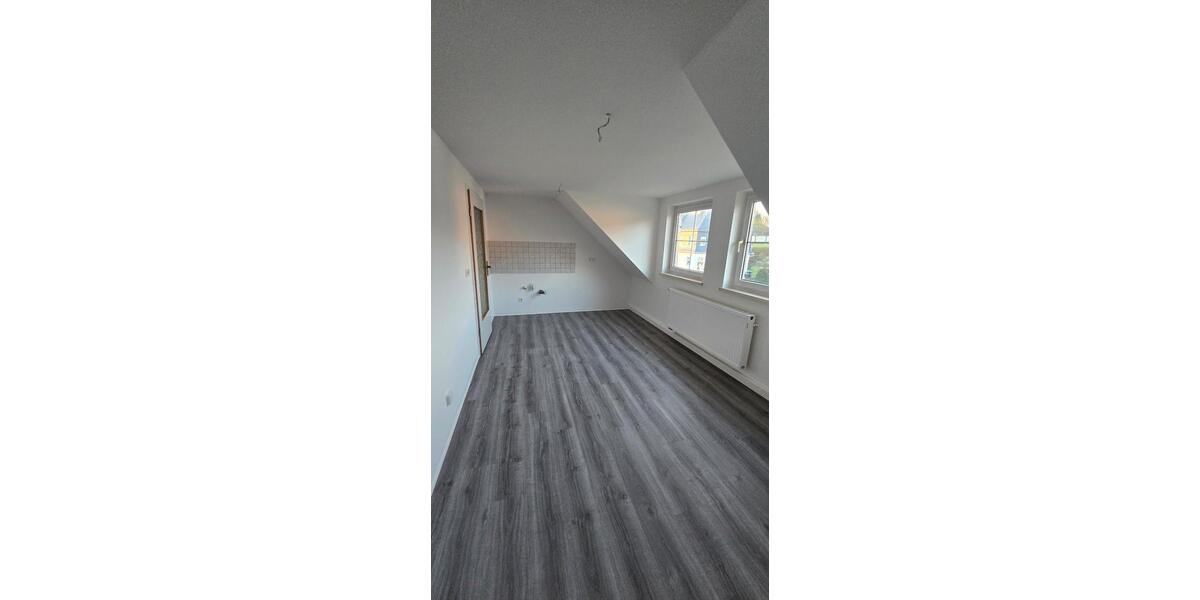 Dachgeschoßwohnung Marienberg - 2 Zimmer, 62 m&sup2;, 338&euro; | Angebot:26230285