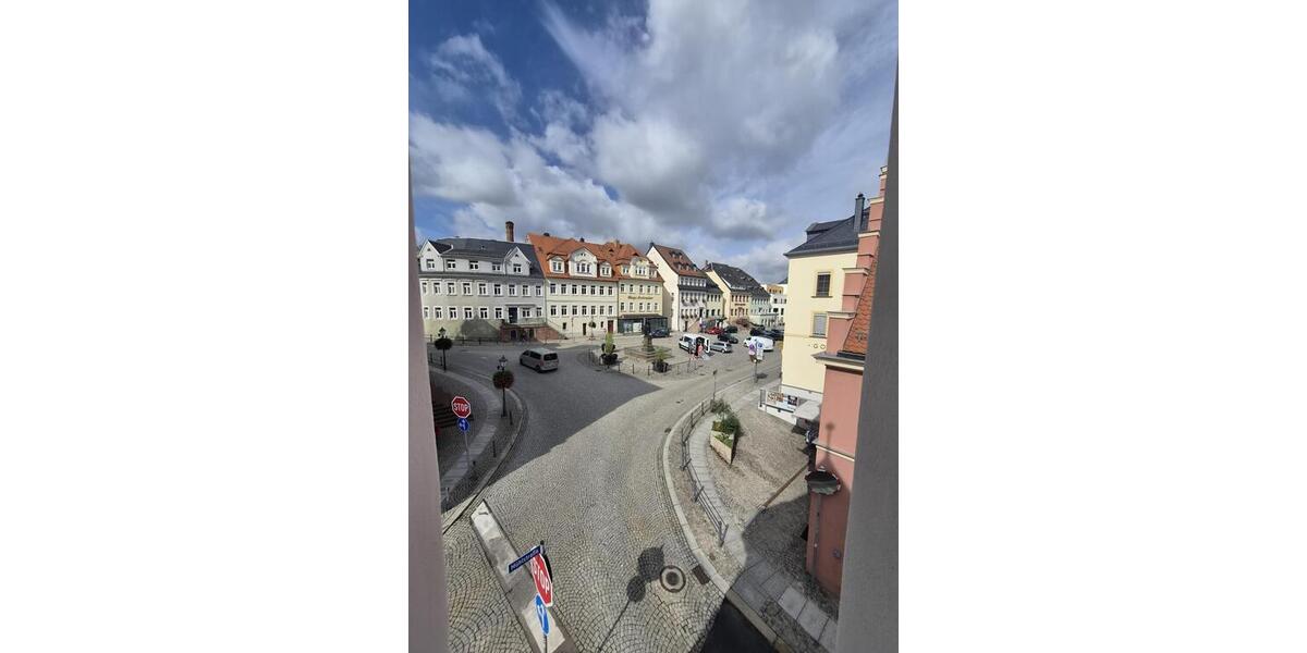 Familienfreundliche 4-Zimmer-Wohnung mit Balkon und offenem Wohnbereich - Etagenwohnung Hainichen | Angebot:27212357