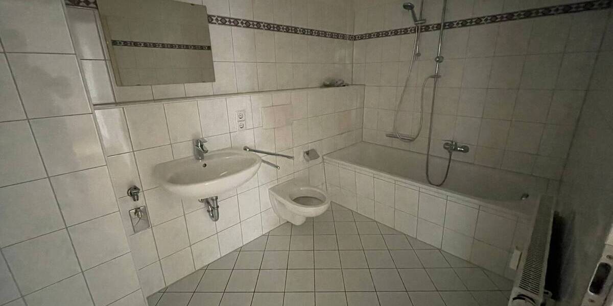 Zimmer Chemnitz Sonnenberg - 3 Zimmer, 70 m&sup2;, 350&euro; | Angebot:26243666