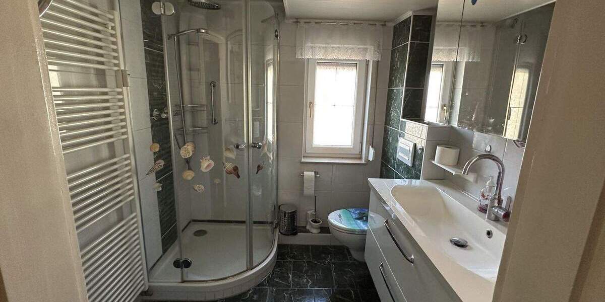 Mehrfamilienhaus, Wohnhaus Leubsdorf - 1 Zimmer, 59.000&euro; | Angebot:25690428
