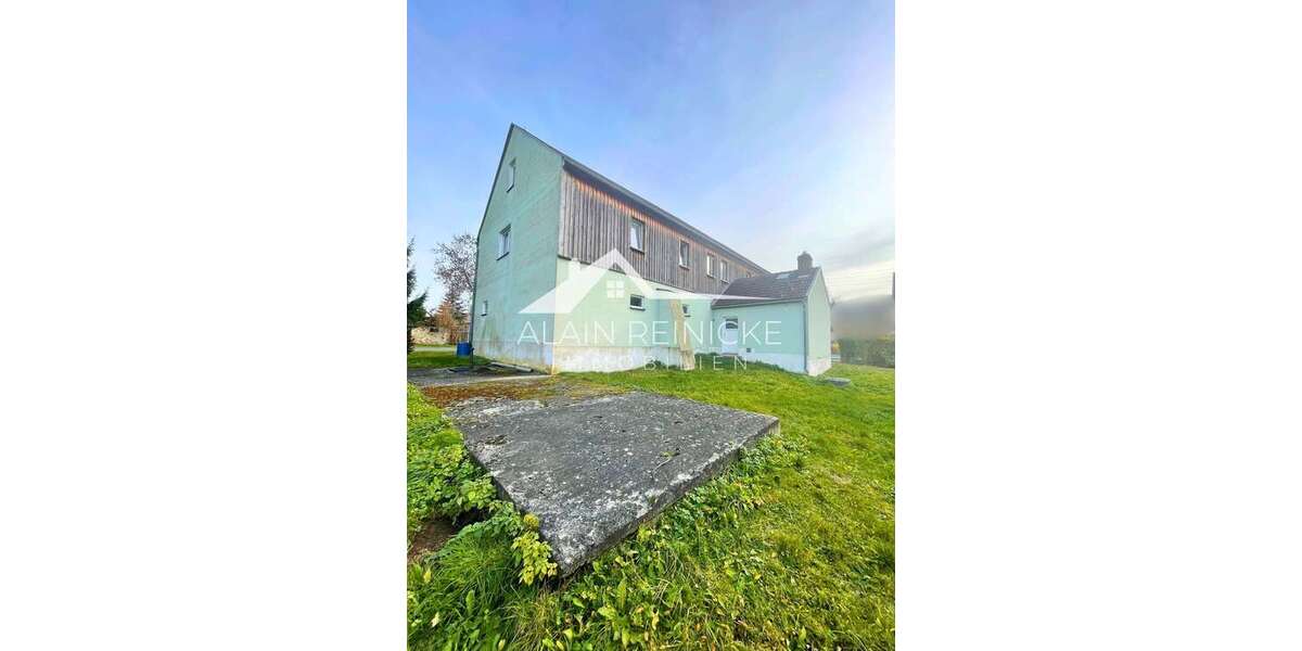 Bauernhaus mit 3 Wohnungen mit xxl-Grundstück - Mehrfamilienhaus, Wohnhaus Großschirma | Angebot:24119436