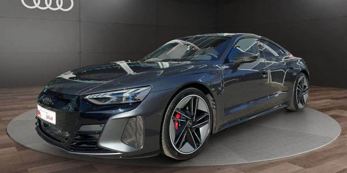 Audi e-tron 38.679 km 68.990 &euro; Chemnitz / Sachsen 09116