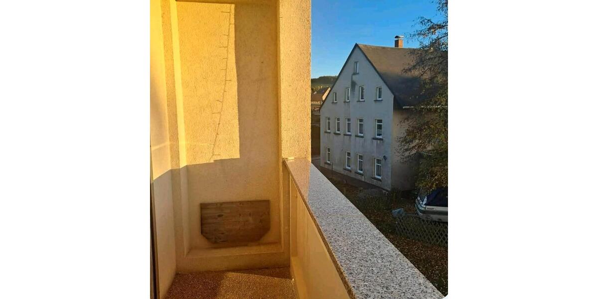 Etagenwohnung Hohenstein-Ernstthal Ernstthal - 3 Zimmer, 62 m&sup2;, 35.000&euro; | Angebot:27028747