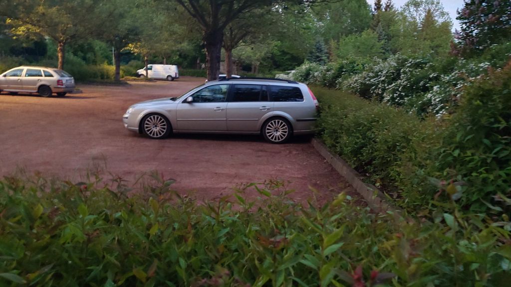 Ford Mondeo 260.000 km 555 &euro; Chemnitz 09131