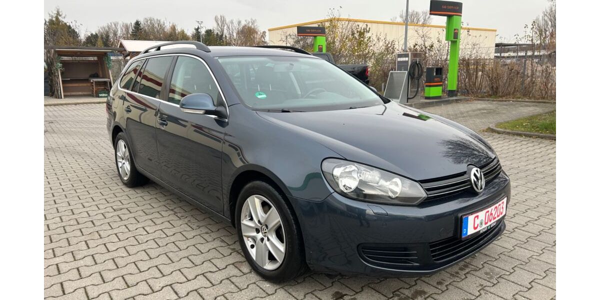 VW Golf 244.000 km 2.990 &euro; Chemnitz 09114