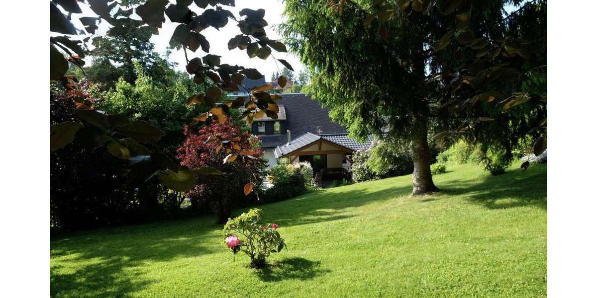 Einfamilienhaus Claußnitz - 8 Zimmer, 242 m&sup2;, 370.000&euro; | Angebot:26124782