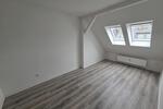 Helle 3-Zimmer-Dachgeschosswohnung mit Sichtbalken in Chemnitz-Hilbersdorf! 3 zimmer