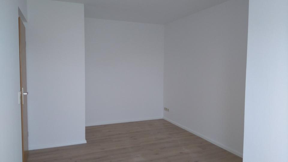 Dachgeschoßwohnung Pockau-Lengefeld Lengefeld - 3 Zimmer, 81 m&sup2;, 406&euro; | Angebot:24523683