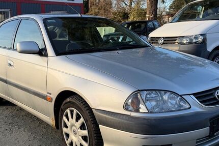 Toyota Avensis 92.968 km 3.799 &euro; Chemnitz 09125