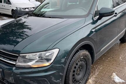 VW Tiguan 274.000 km 10.900 &euro; Chemnitz 09114