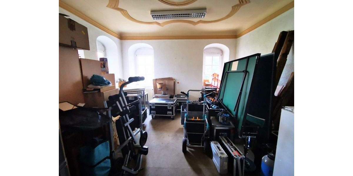 Mehrfamilienhaus, Wohnhaus Penig - 8 Zimmer, 238 m&sup2;, 55.000&euro; | Angebot:25705456