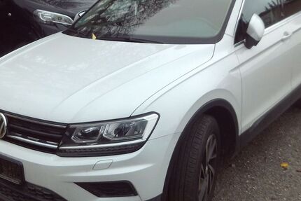 VW Tiguan 94.000 km 13.500 &euro; Limbach-Oberfrohna 09212