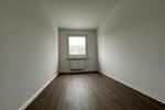 Etagenwohnung Chemnitz Helbersdorf - 4 Zimmer, 69 m&sup2;, 330&euro; | Angebot:26109890