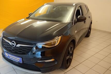 Opel Grandland (X) 29.000 km 24.399 € Annaberg-Buchholz 09456