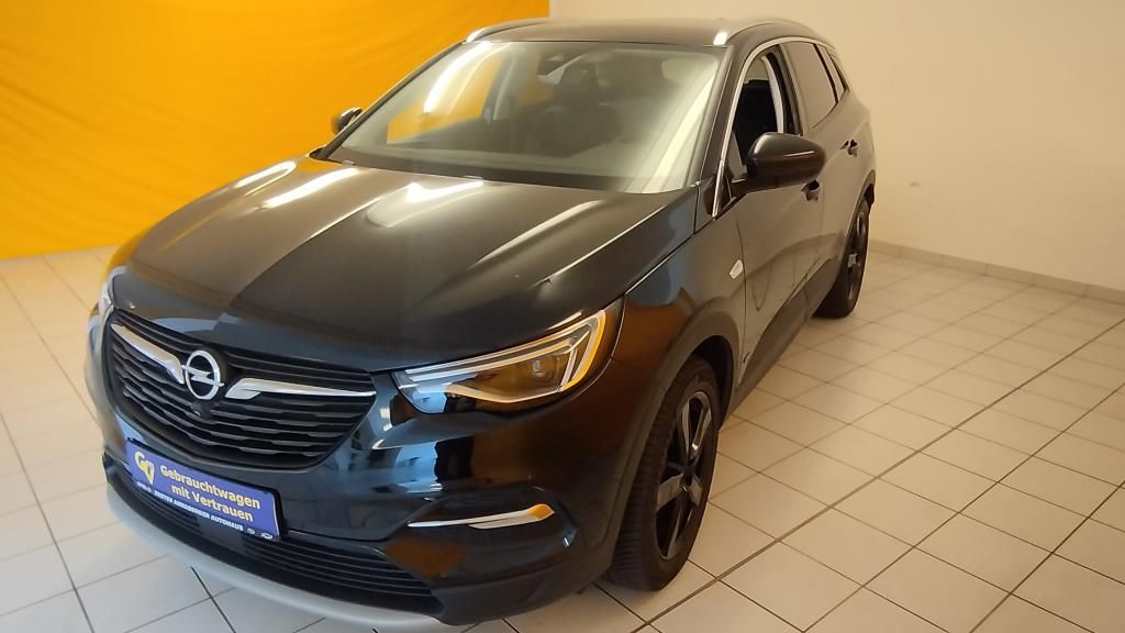 Opel Grandland (X) 29.000 km 24.399 € Annaberg-Buchholz 09456