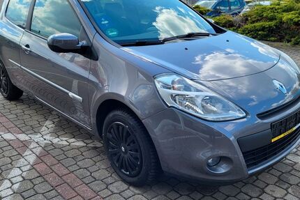 Renault Clio 84.015 km 4.750 &euro; Rossau 09661