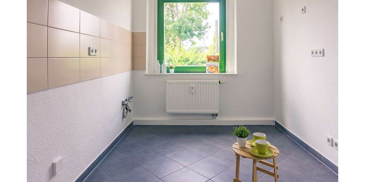 Wohnung zum Mieten in Chemnitz 265 € 50.38 m² 3 zimmer