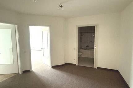 Wohnung Chemnitz Gablenz - 2 Zimmer, 65 m&sup2;, 511&euro; | Angebot:26825808