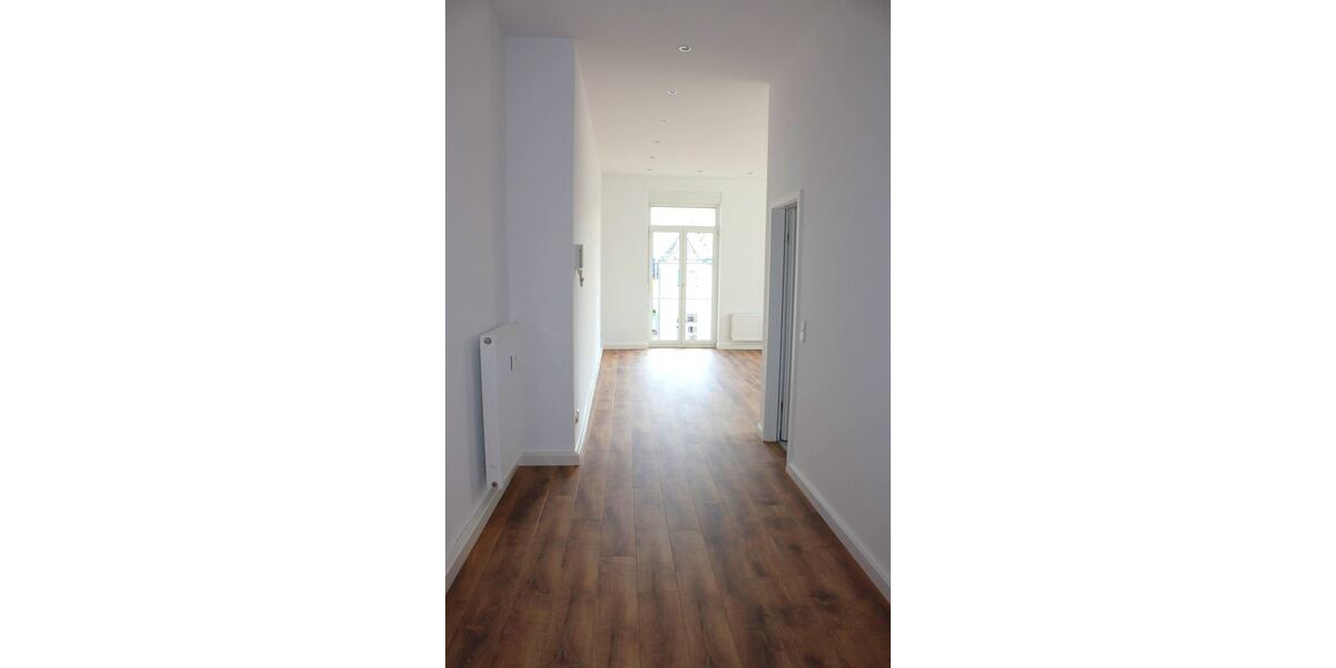 Moderne großzügige 1-Zimmer Wohnung im 3.OG mit großem Balkon - Etagenwohnung Mittweida Rößgen | Angebot:26963771
