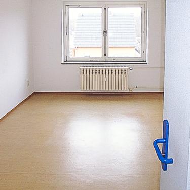 2 Büroräume zur Anmietung zimmer